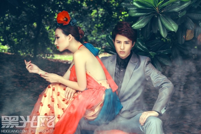 点击大图看下一张:迷情森林 化妆造型