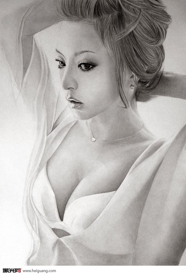 点击大图看下一张：Ken Lee女性铅笔肖像画作品 设计欣赏