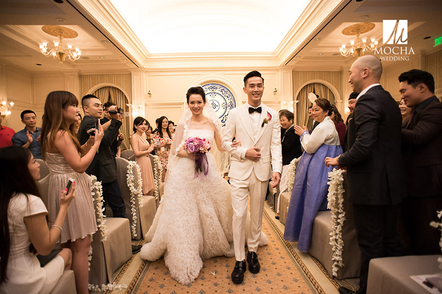 点击大图看下一张：戚薇李承铉美国大婚 婚礼跟拍
