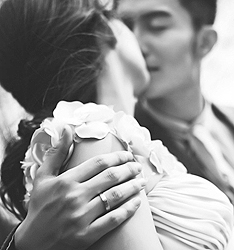 法式浪漫主题 The garden
	
		作者：曹杰