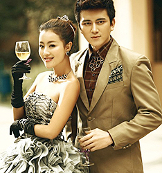 奢华
	
		作者：曹卓蕴