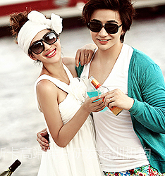 幸福假期
	
		作者：OSCAR