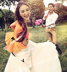 彩色爱情
	
		作者：OSCAR