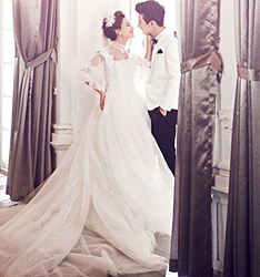 爱丽丝梦幻城堡
	
		作者：诗华洛