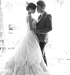 NOBLE
	
		作者：岩松