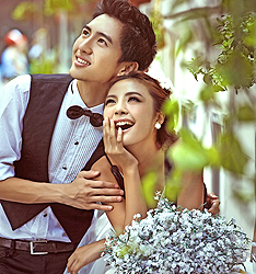 花香
	
		作者：付杰