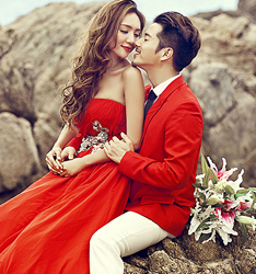 蓝色天堂
	
		作者：冯世华