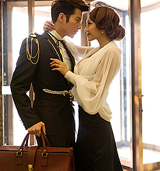 香奈尔恋曲
	
		作者：冯世华