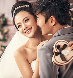 秘密花园
	
		作者：李霄鹏