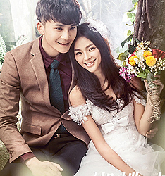 许愿树下
	
		作者：蝴蝶树婚纱摄影