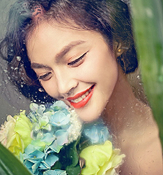 花牌情缘
	
		作者：蝴蝶树婚纱摄影