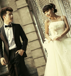 筑梦国度
	
		作者：济南完美新娘