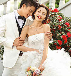 婚庆草坪
	
		作者：艾特婚纱