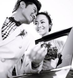 彩色的黑白
	
		作者：老吴VS荣荣