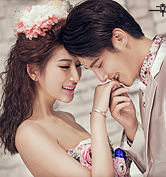 Cake Castle
	
		作者：钟晨