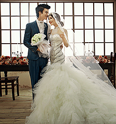 菲莉丝
	
		作者：钟晨