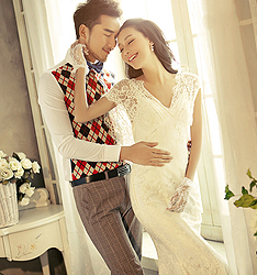 浪漫满屋
	
		作者：钟晨