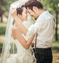 繁花迷梦
	
		作者：艺视觉