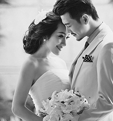 爱笑的眼睛
	
		作者：杨阳