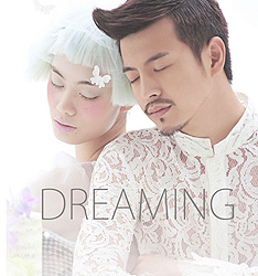 DREAMING
	
		作者：卢毅影像