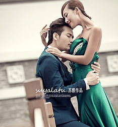 太阳伞
	
		作者：苏雅