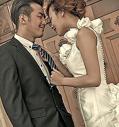 阿斯兰小镇
	
		作者：苏雅