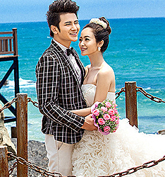 海边浪漫
	
		作者：冯世华