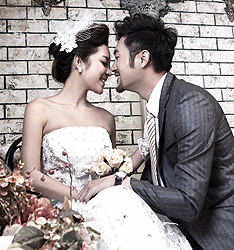 唯一
	
		作者：李明