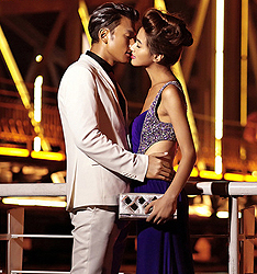 炫夜
	
		作者：吕纯