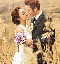 秋
	
		作者：曹卓蕴