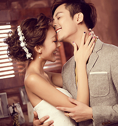 巴尔扎克
	
		作者：毕奇