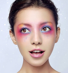 新年的彩色幻想
	
		作者：化妆师杜威