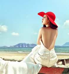 日光海岸
	
		作者：欧某人