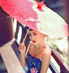 姹紫嫣红
	
		作者：王建