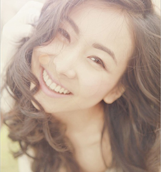 遇见一场日光倾城
	
		作者：李咏