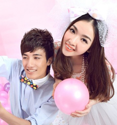 粉红童话
	
		作者：裴小宾