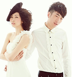 Amelie
	
		作者：莎本映画