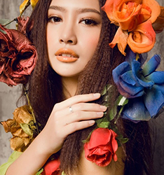 花颜
	
		作者：