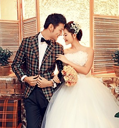 阳光奶茶
	
		作者：柴金