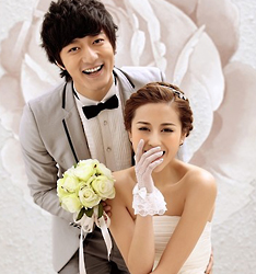 玫瑰花开
	
		作者：罗凯