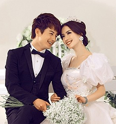 我们的婚礼
	
		作者：冯世华