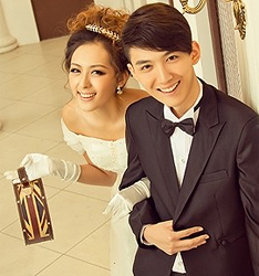 倾城之恋
	
		作者：邵奕霖