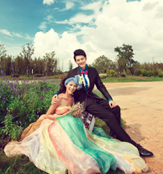 彩虹色的秋天
	
		作者：木头。疙瘩