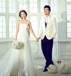 完美新娘
	
		作者：木头。疙瘩