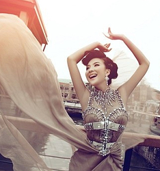 巴塞罗那午后
	
		作者：郑导