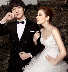 海边别墅的秘密约会
	
		作者：罗凯