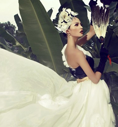 国色天香
	
		作者：郑勇