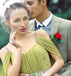 Mrs. Avini
	
		作者：曹杰