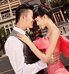 Pink Barbie
	
		作者：老吴VS荣荣