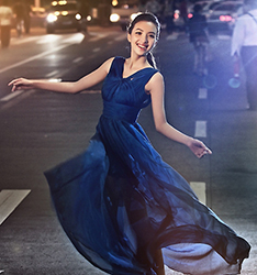 时尚bazaar night
	
		作者：OSCAR